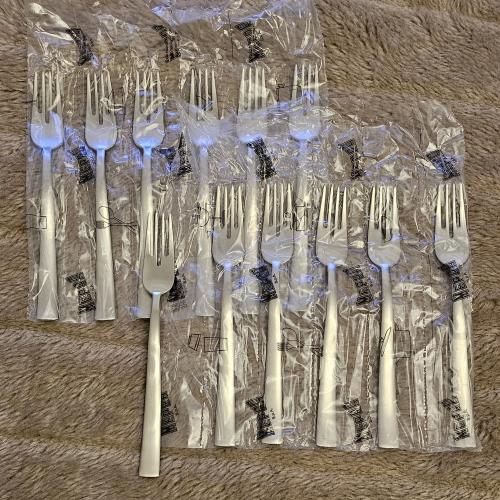 NEW Box Mepra Set Of 12 Levantina Ice Pesce Da Tavola Fish Forks